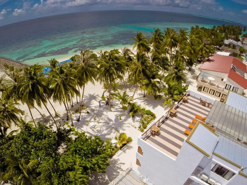 Crystal Sands Beach Hotel At Maafushi Exterior photo