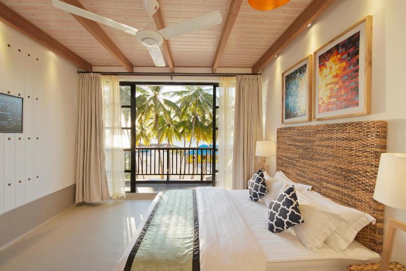 Crystal Sands Beach Hotel At Maafushi Exterior photo